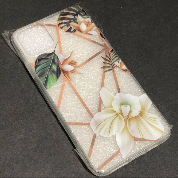 ooooops Green Leaves White Brown Floral w/ Golden Lines iPhone 11 Pro Max Case - Picture 6 of 14